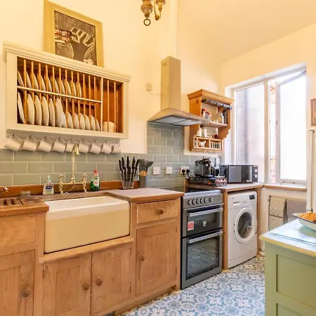 Pass The Keys Premium Apartment Dog Friendly Private Parking Apartman Scarborough